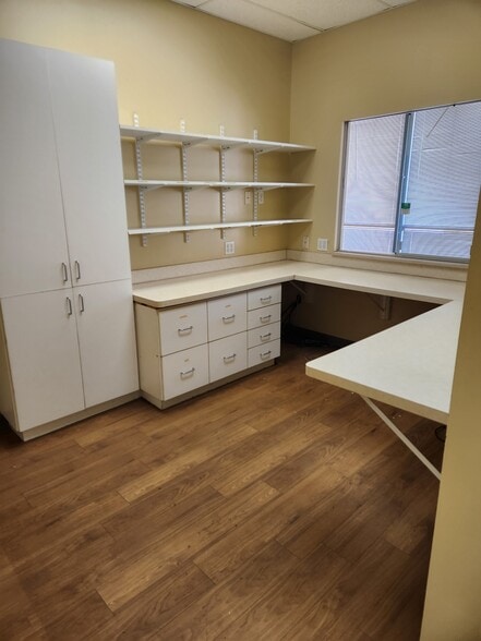 4300 S Padre Island Dr, Corpus Christi, TX for lease - Building Photo - Image 3 of 11