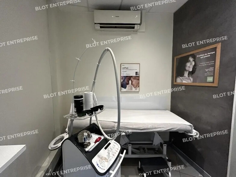 Commerce de détail dans Rezé à louer - Photo intérieure - Image 2 de 7