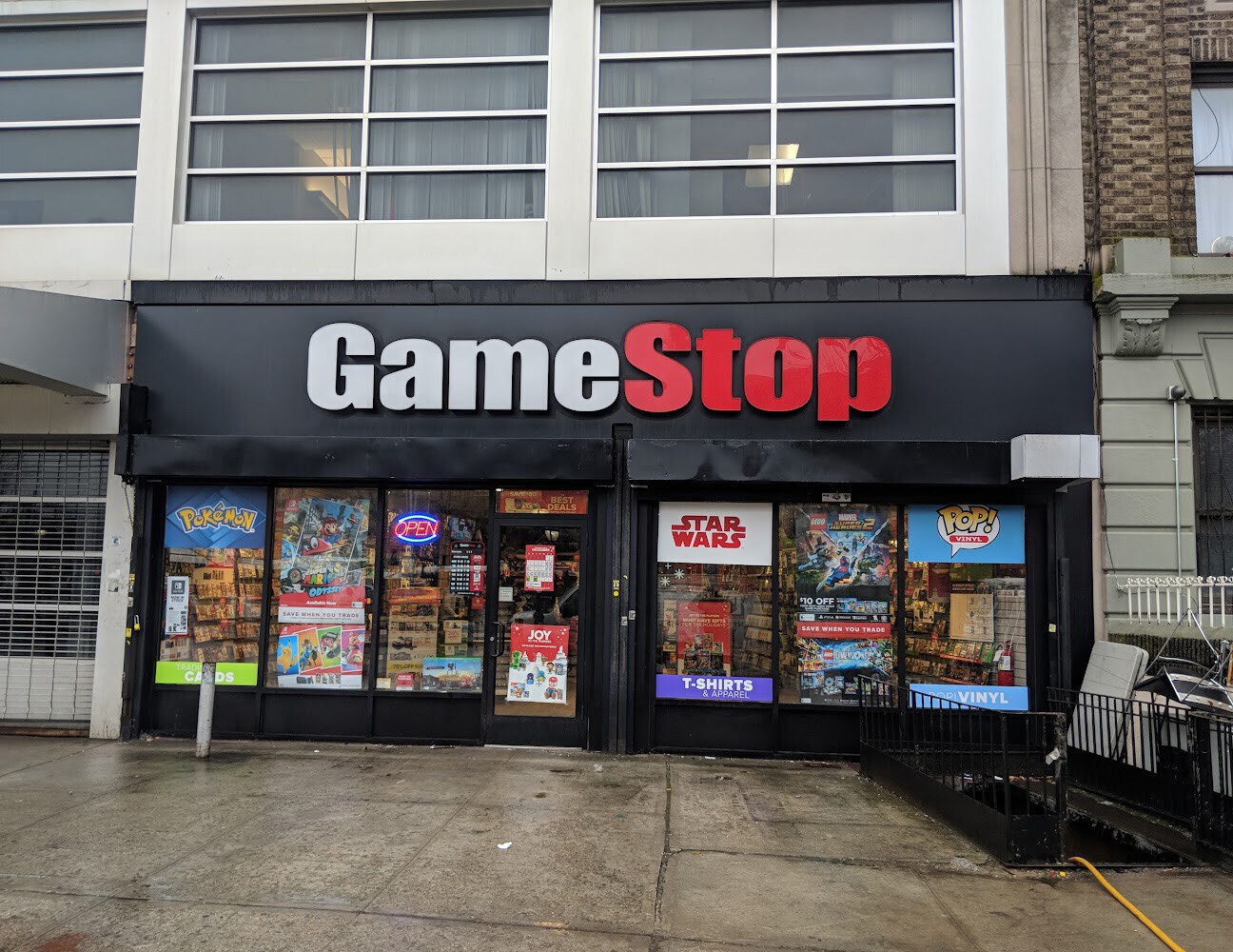 1110 Eastern Pky, Brooklyn, NY à vendre Photo du bâtiment- Image 1 de 1