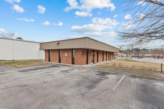 2807 Neuse Blvd, New Bern, NC à louer Photo du bâtiment- Image 1 de 17