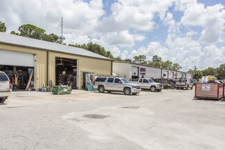 Plus de détails pour 4186 Kings Hwy, Port Charlotte, FL - Industriel à louer