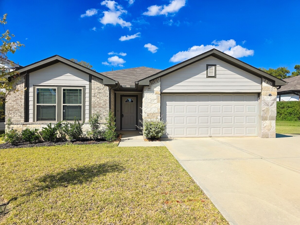 11736 Whirlaway Dr, Willis, TX à vendre Photo principale- Image 1 de 2