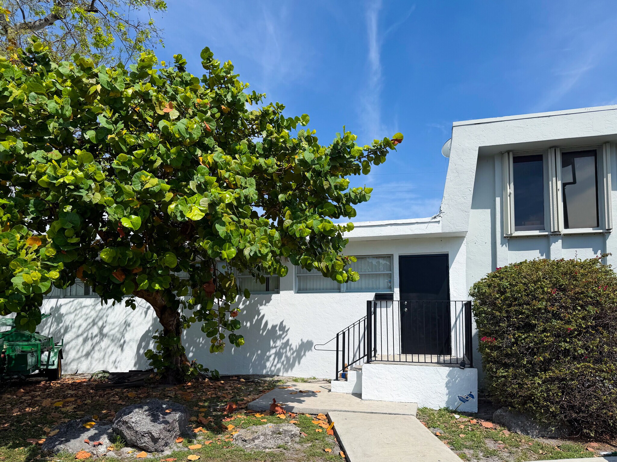 18500 NE 5th Ave, Miami Gardens, FL à louer Photo du bâtiment- Image 1 de 6