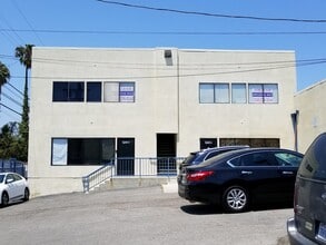 1241 S Fairfax Ave, Los Angeles, CA for lease Building Photo- Image 1 of 9