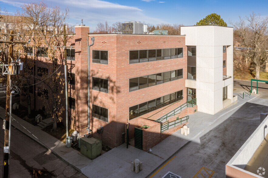 4495 Hale Pky, Denver, CO à louer - Photo du bâtiment - Image 2 de 7