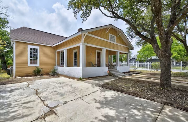 1246 Waverly Ave, San Antonio, TX à vendre - Photo du bâtiment - Image 2 de 5