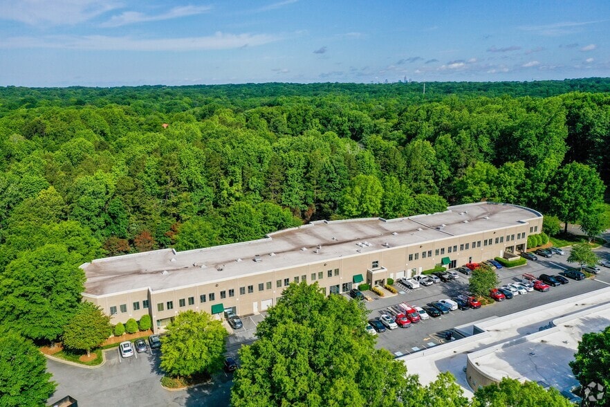 8510 McAlpine Park Dr, Charlotte, NC for lease - Aerial - Image 2 of 33