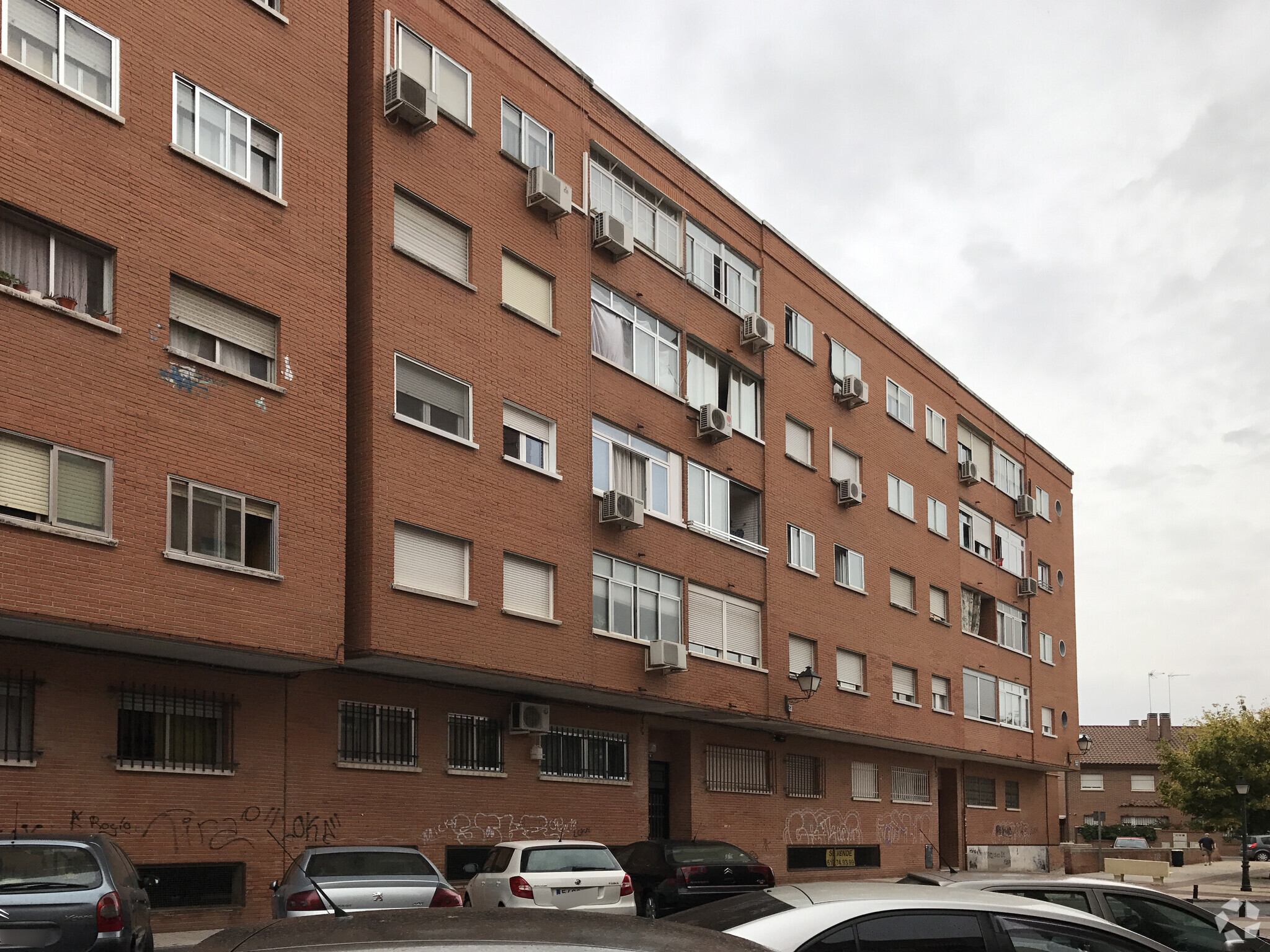 Calle Olivo, 9, Humanes de Madrid, Madrid for sale Primary Photo- Image 1 of 3