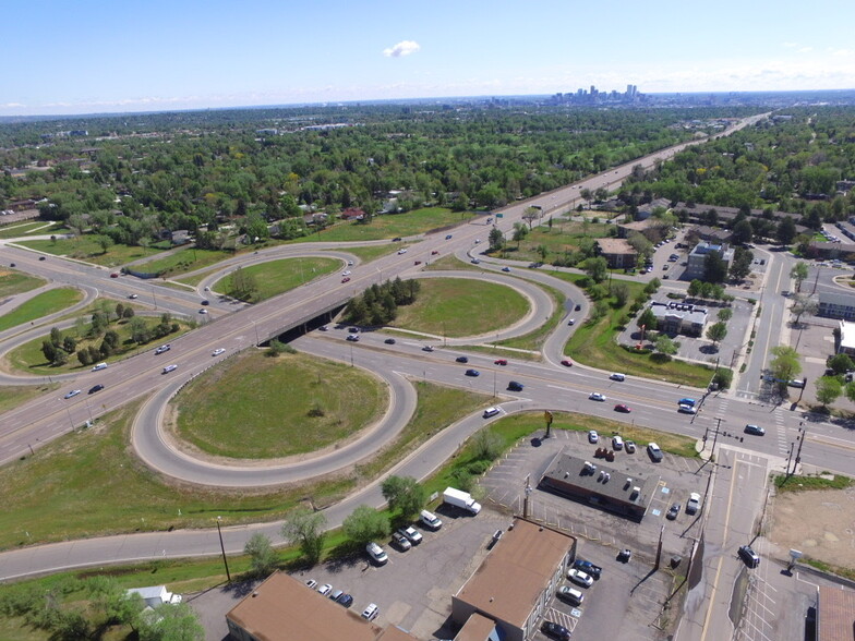 7625 W 5th Ave, Lakewood, CO for lease - Building Photo - Image 3 of 12