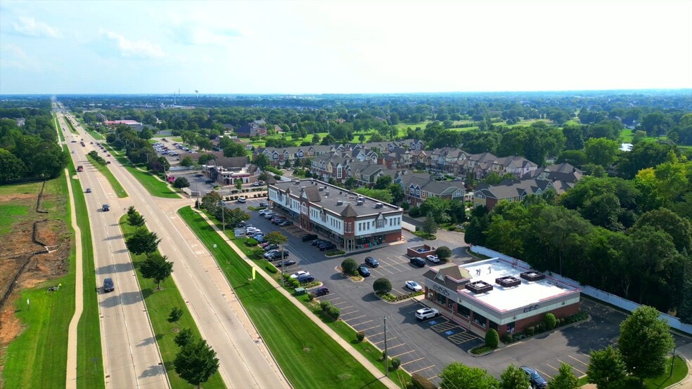 3027 English Rows Dr, Naperville, IL for lease - Commercial Listing Video - Image 2 of 4