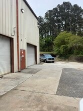 840 Shallowford Rd, Kennesaw, GA for lease Interior Photo- Image 1 of 13