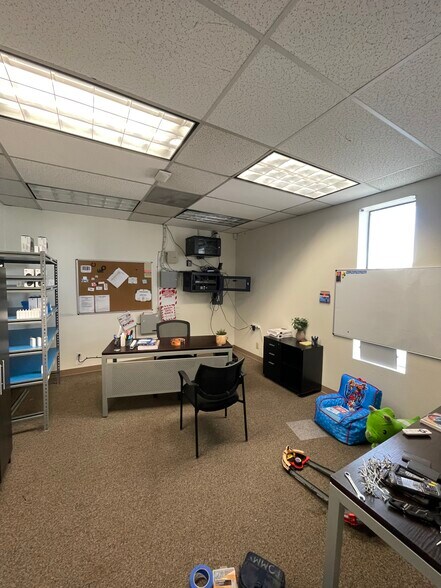 1180 Ford St SE, Salem, OR for lease - Building Photo - Image 3 of 7