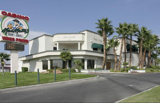 More details for 8100 W Sahara Ave, Las Vegas, NV - Office for Lease