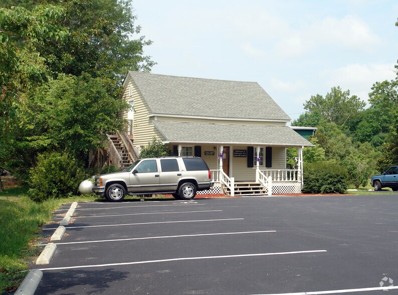 5211-E Main St, Shallotte, NC à vendre - Photo du bâtiment - Image 3 de 10