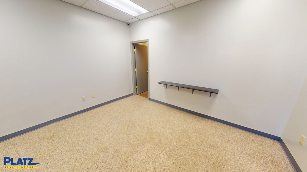 80 Elm St, Struthers, OH for lease - Building Photo - Image 3 of 13
