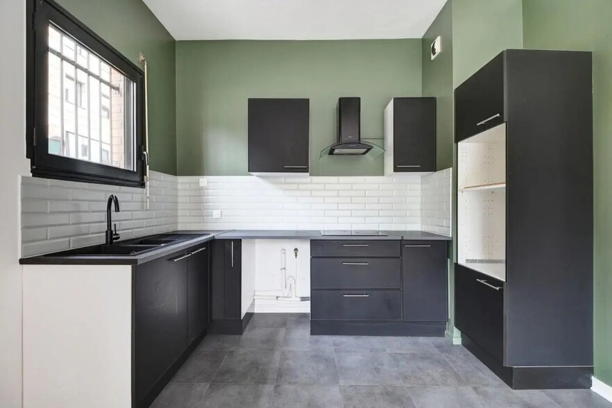 29 Rue De La Plaine, Paris à vendre - Photo intérieure - Image 2 de 12