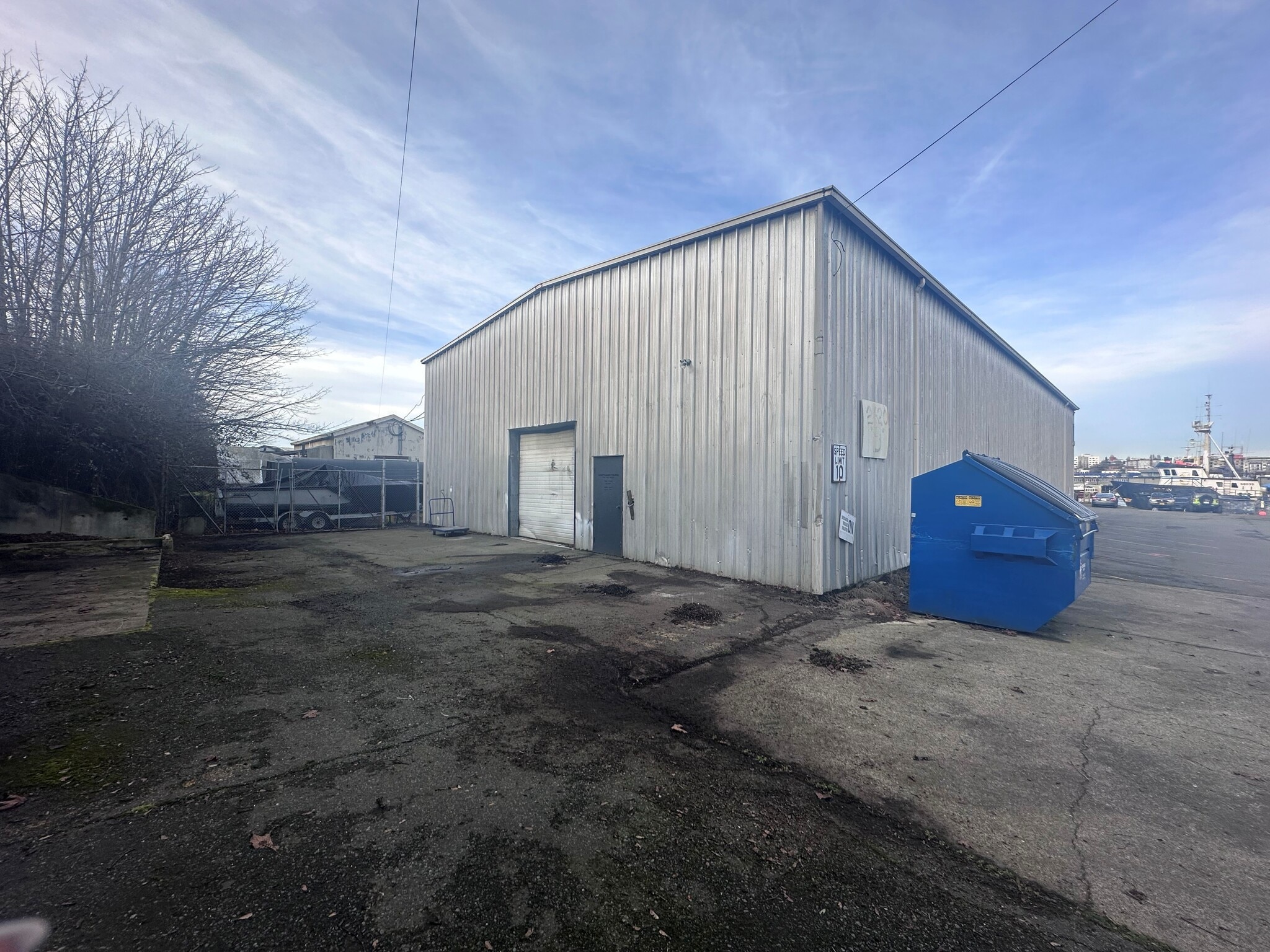 2440 W Commodore Way, Seattle, WA for lease Interior Photo- Image 1 of 2