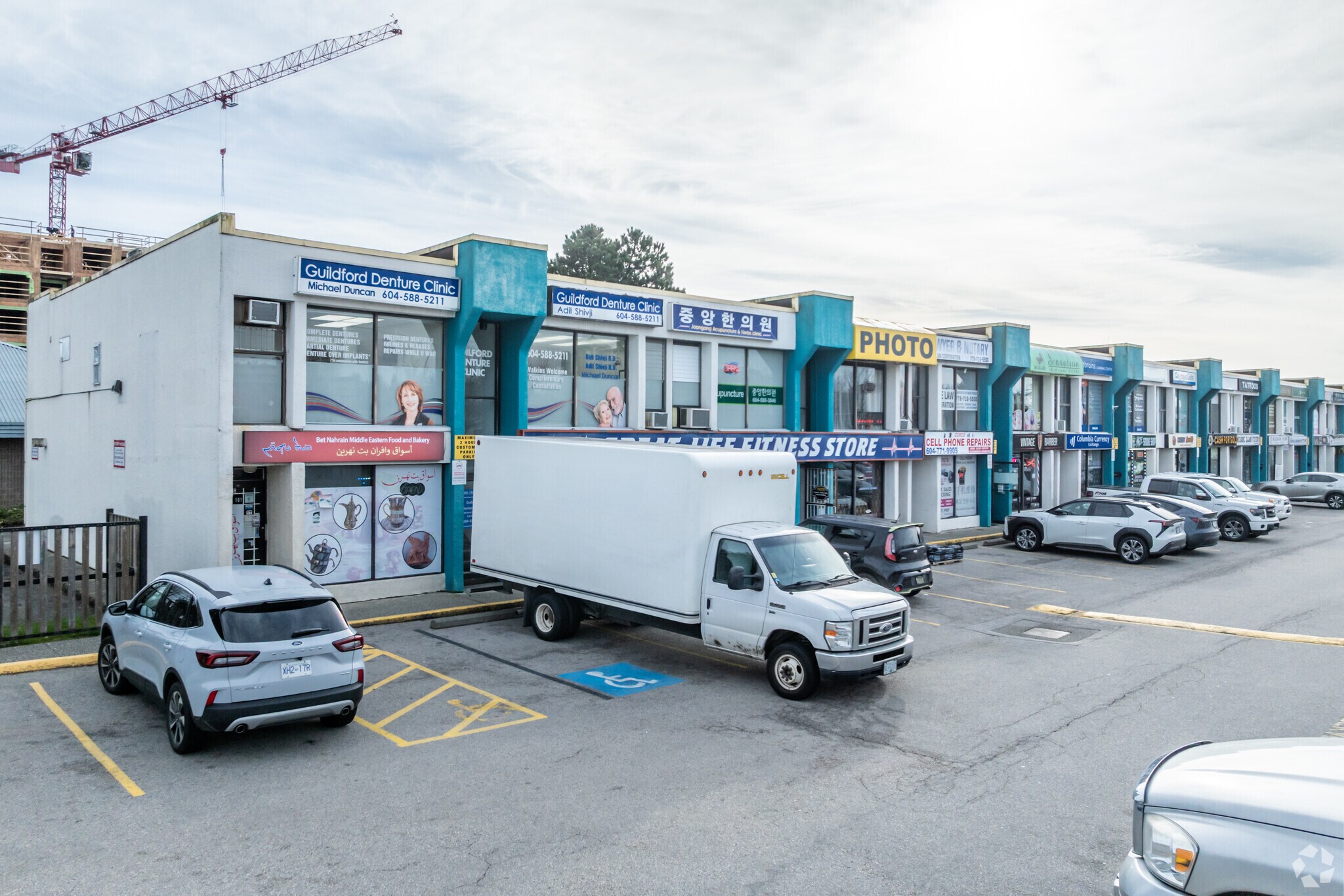 10196-10232 152nd St, Surrey, BC à louer Photo principale- Image 1 de 4