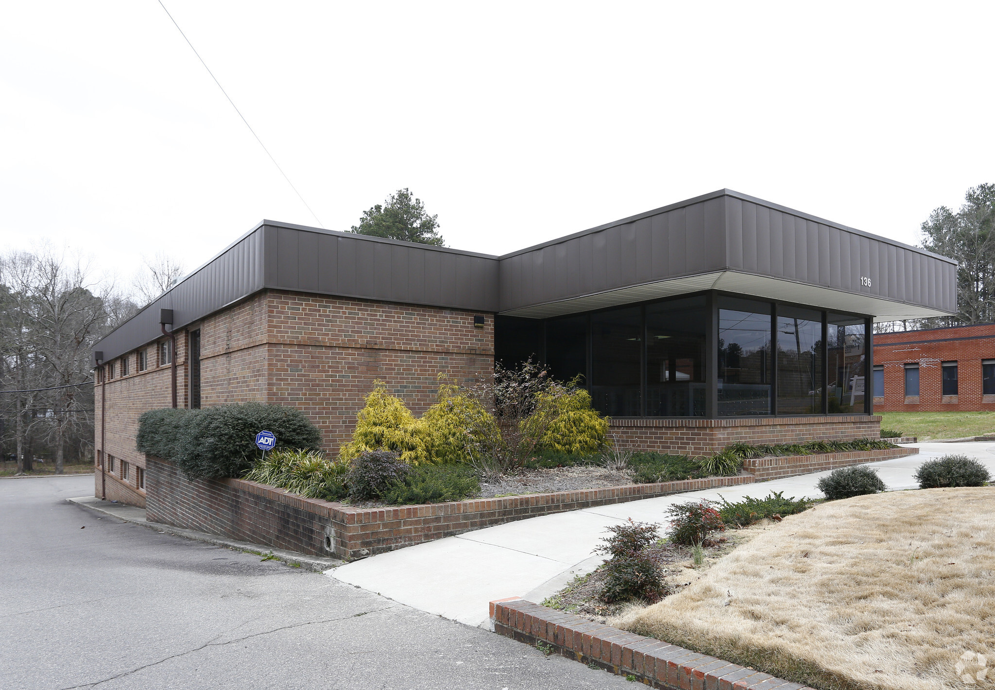 136 Carbonton Rd, Sanford, NC for lease Primary Photo- Image 1 of 12