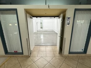 305 E 9th St, Los Angeles, CA à louer Photo intérieure- Image 1 de 6