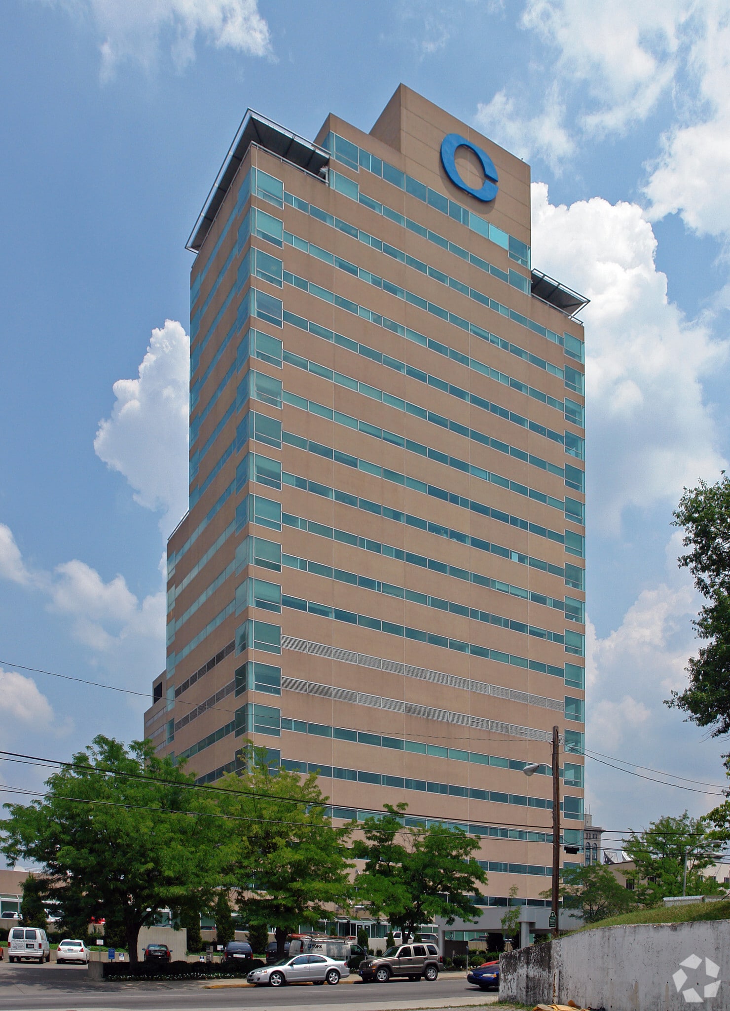 300 W Vine St, Lexington, KY for lease Primary Photo- Image 1 of 6