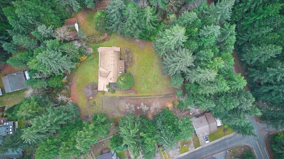 8078 Old Military Rd NE, Bremerton, WA à vendre - Photo du bâtiment - Image 2 de 21