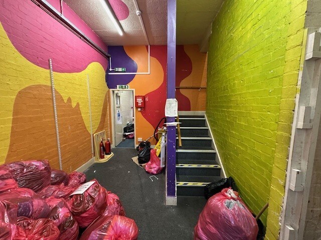 245 High St, Birmingham à louer - Photo intérieure - Image 2 de 3