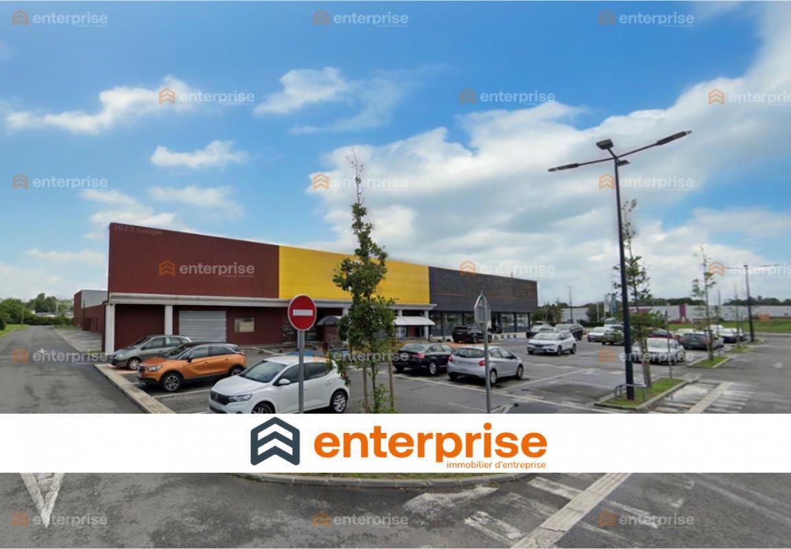 Retail in Hénin-Beaumont for lease Building Photo- Image 1 of 5