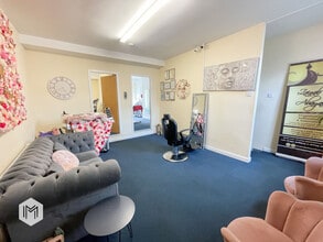 200-202 Deane Rd, Bolton à louer Photo intérieure- Image 2 de 10