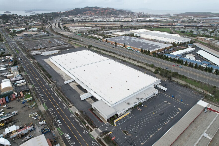 211-213 W Cutting Blvd, Richmond, CA à louer - Photo du bâtiment - Image 3 de 3