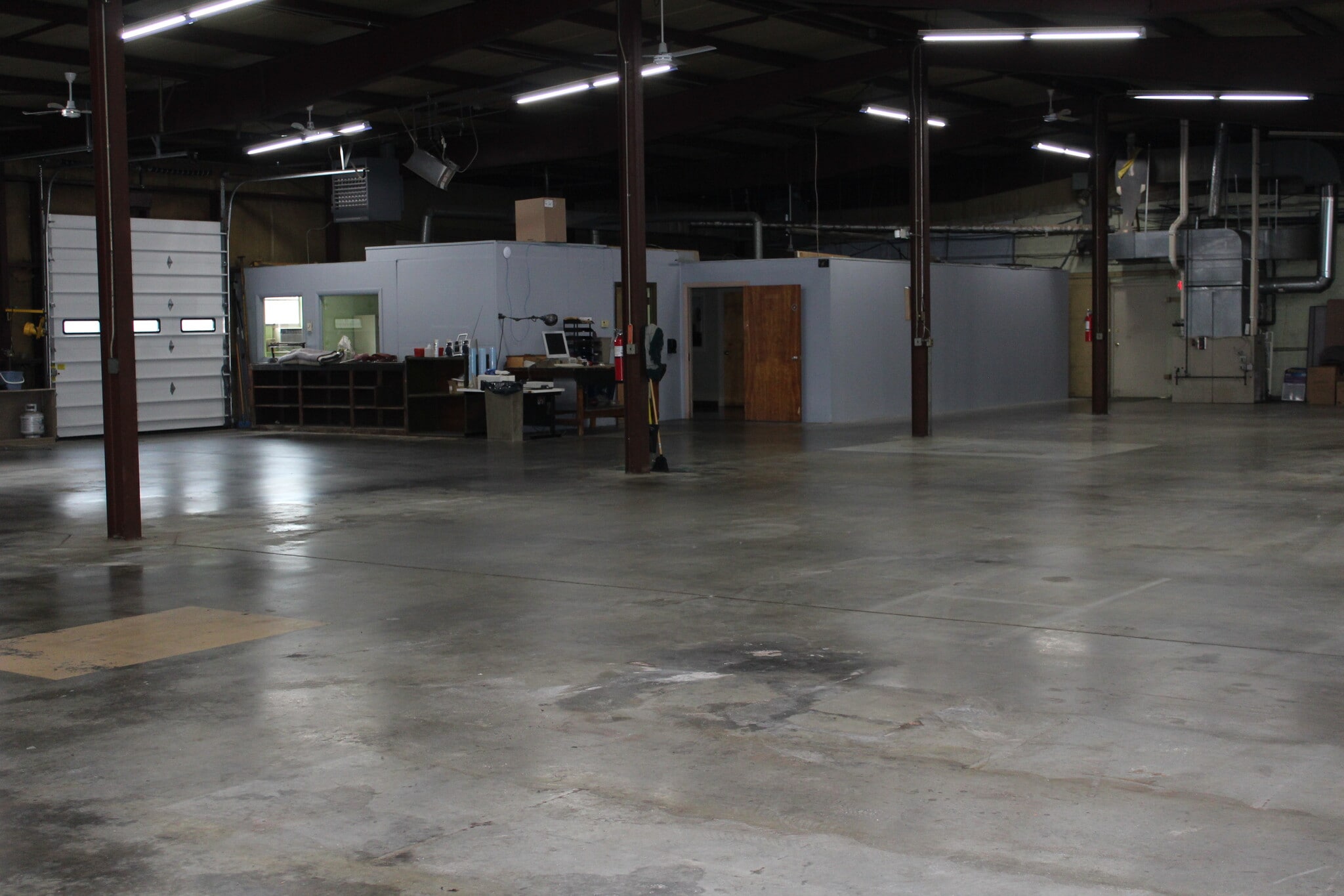 237 Memorial Dr, Springfield, MA for lease Interior Photo- Image 1 of 7