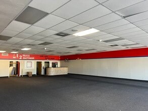 100-128 S Federal Hwy, Dania, FL for lease Interior Photo- Image 1 of 2