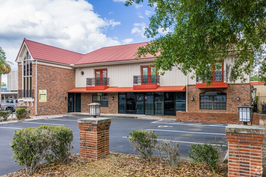 305 SE 2nd Ave, Gainesville, FL à louer - Photo du bâtiment - Image 2 de 22