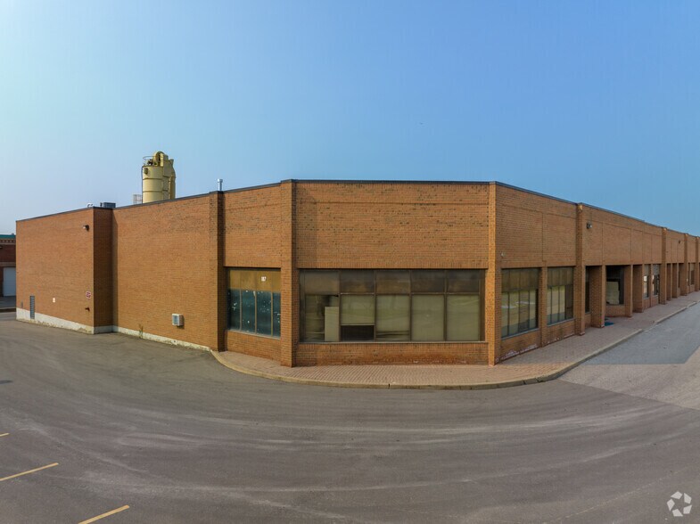 187 Deerhurst Dr, Brampton, ON à vendre - Photo principale - Image 1 de 1