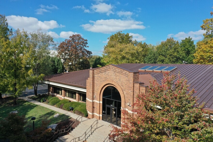 3801 E Sunshine St, Springfield, MO for sale - Building Photo - Image 1 of 28