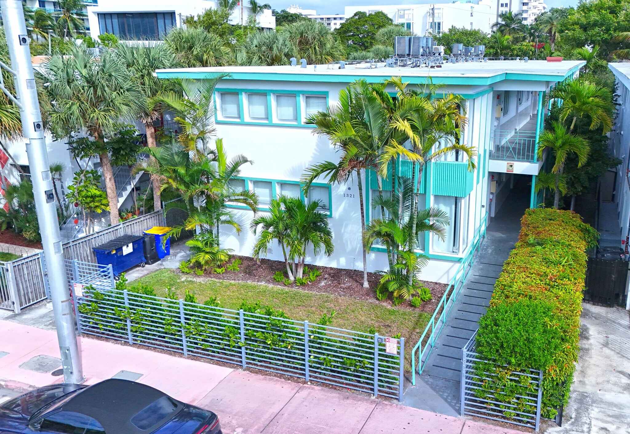 1321 15th St, Miami Beach, FL à vendre Photo principale- Image 1 de 20