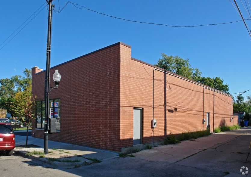 119-133 E 75th St, Chicago, IL for lease - Building Photo - Image 3 of 3