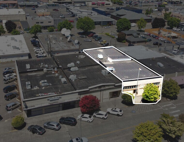 1133 Commerce Ave, Longview, WA à louer - Photo principale - Image 1 de 5
