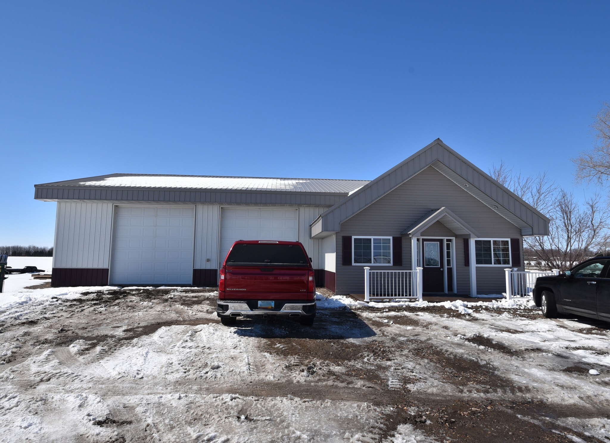7774 100th Ave S, Horace, ND for sale Primary Photo- Image 1 of 20
