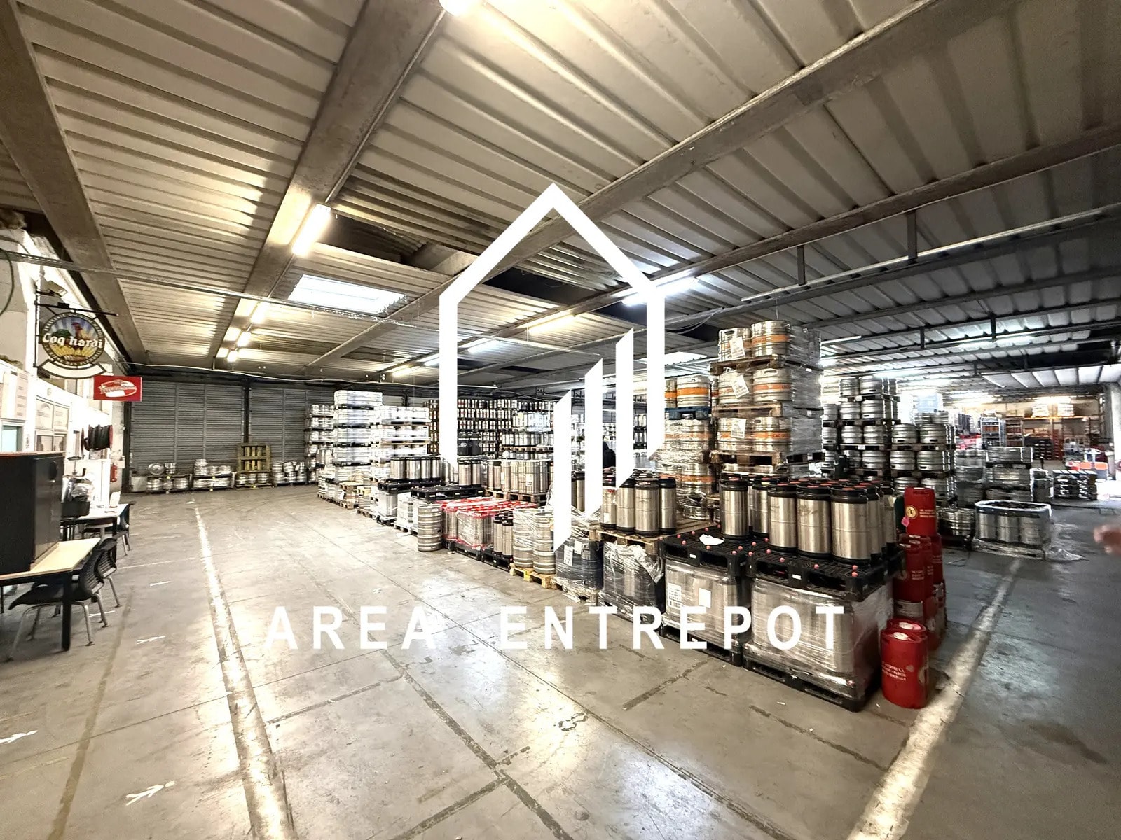 Industrial in Marseille for lease Interior Photo- Image 1 of 9