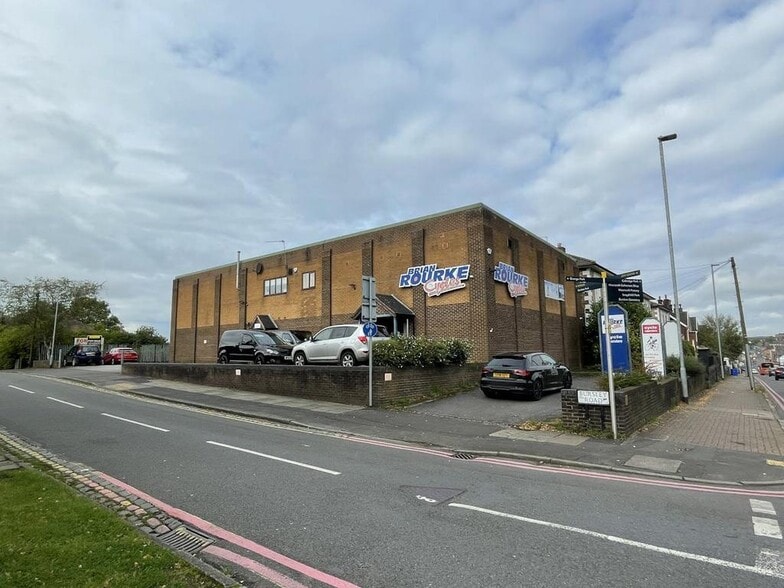 194 Waterloo Rd, Stoke On Trent for lease - Building Photo - Image 2 of 27