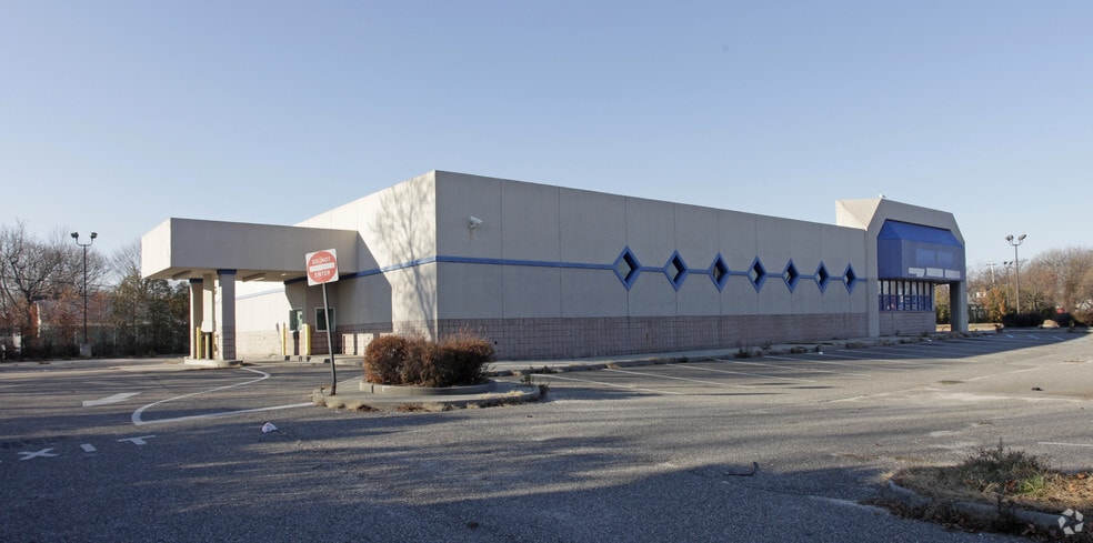 3395A Great Neck Rd, Amityville, NY for lease - Building Photo - Image 2 of 14