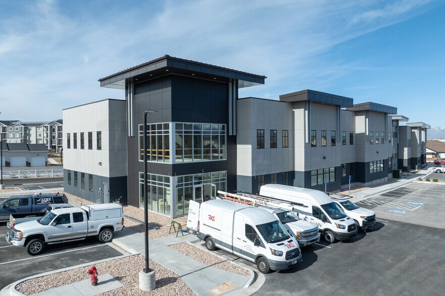 1642 E Spanish Fork Pky, Spanish Fork, UT à louer - Photo de construction - Image 3 de 8