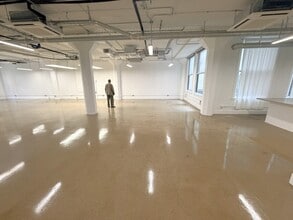 731-733 S Spring St, Los Angeles, CA à louer Photo intérieure- Image 2 de 22