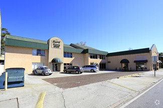 More details for 302 W Victory Dr, Savannah, GA - Retail for Lease