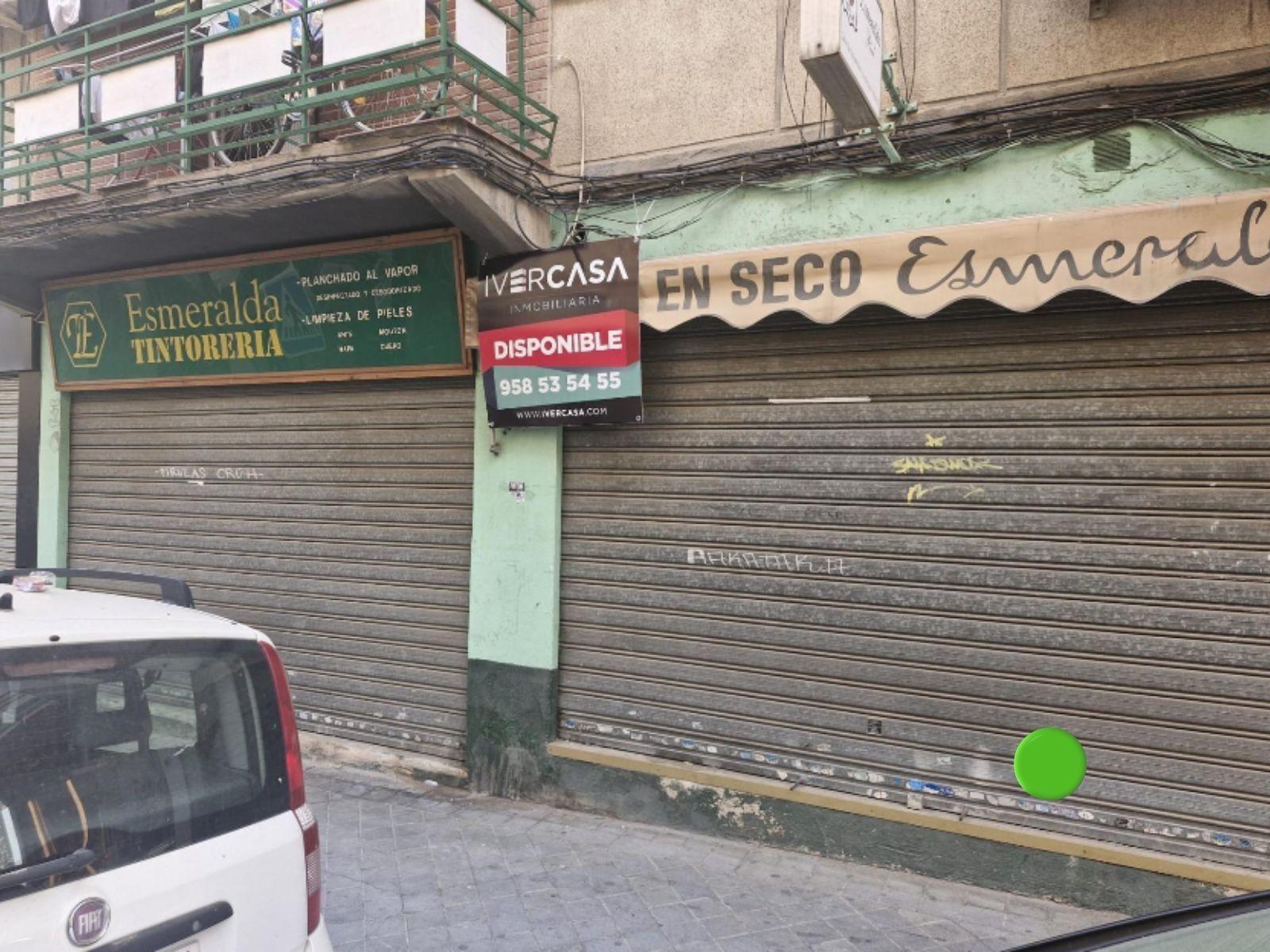Commerce de détail dans Granada, Granada à louer Photo du bâtiment- Image 1 de 7