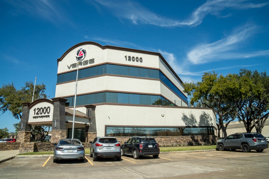 12000 Westheimer Rd, Houston, TX à louer - Photo du bâtiment - Image 3 de 17