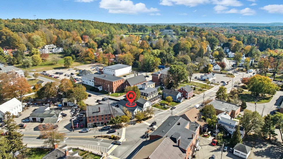 10 Portland St, South Berwick, ME à vendre - Photo du bâtiment - Image 3 de 43