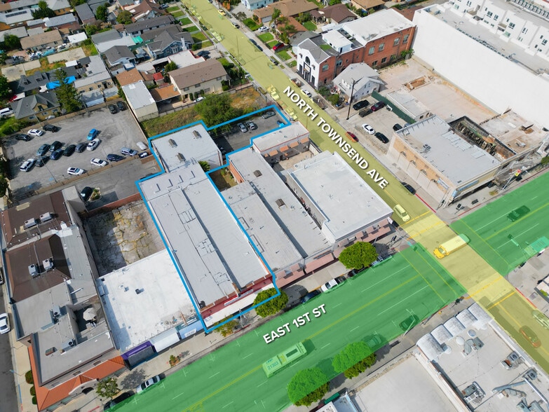 3613 E 1 St & 121 N Townsend Ave portfolio of 2 properties for sale on LoopNet.ca - Building Photo - Image 2 of 15