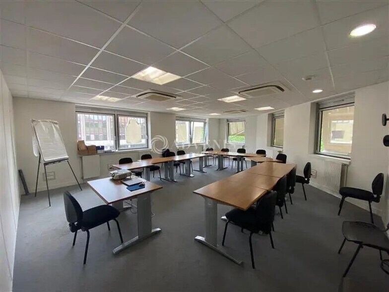 Office in Fontenay-sous-Bois for lease - Interior Photo - Image 3 of 7